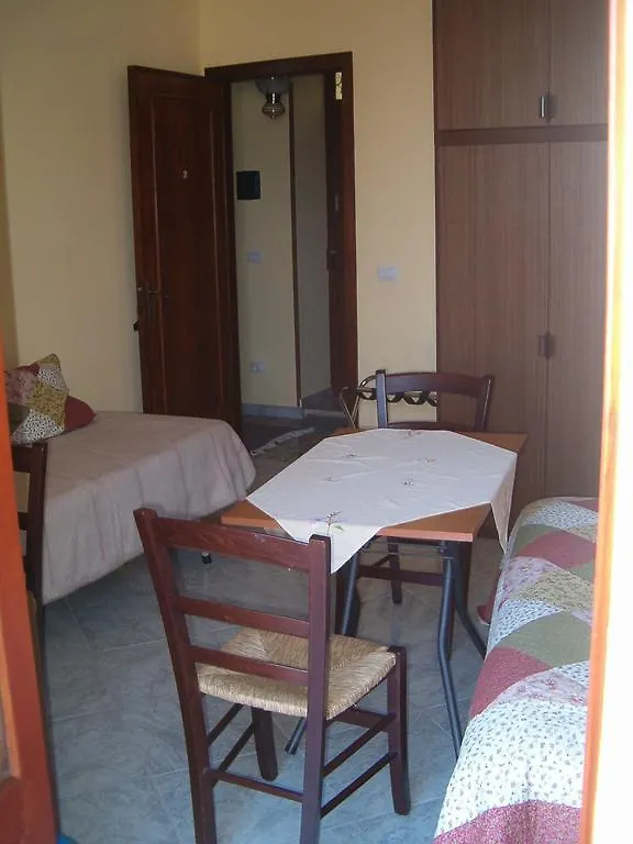 B&B La Giara Roccavaldina 0*,