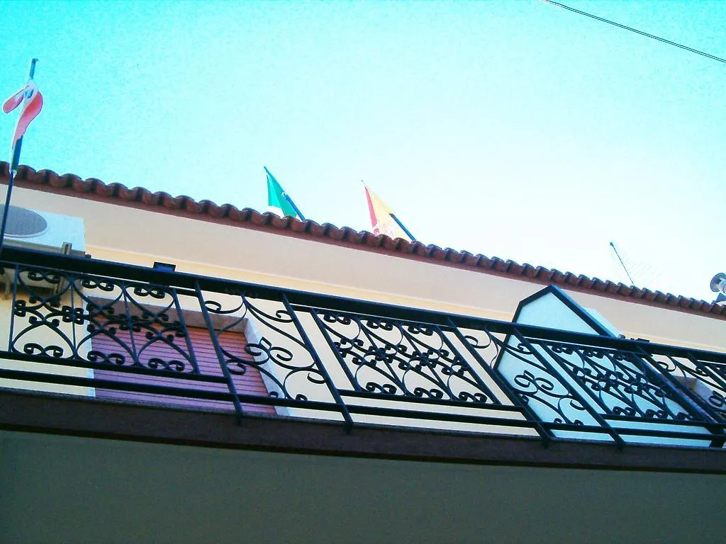 B&B La Giara Roccavaldina ベッド・アンド・ブレックファスト